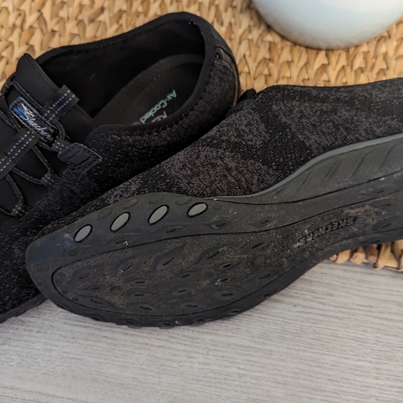 Ladies Sketchers relaxed fit Shoes - Picture 3 of 3